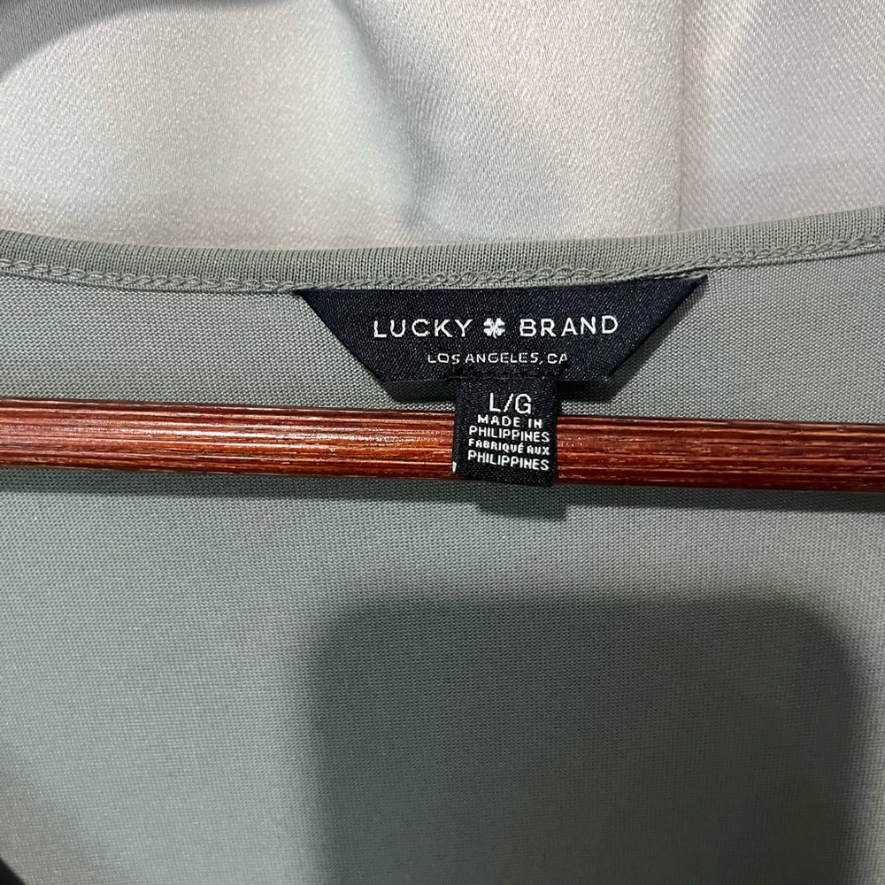 Lucky Brand Women's Sage V-Neck Blouse - Picture 3 of 5